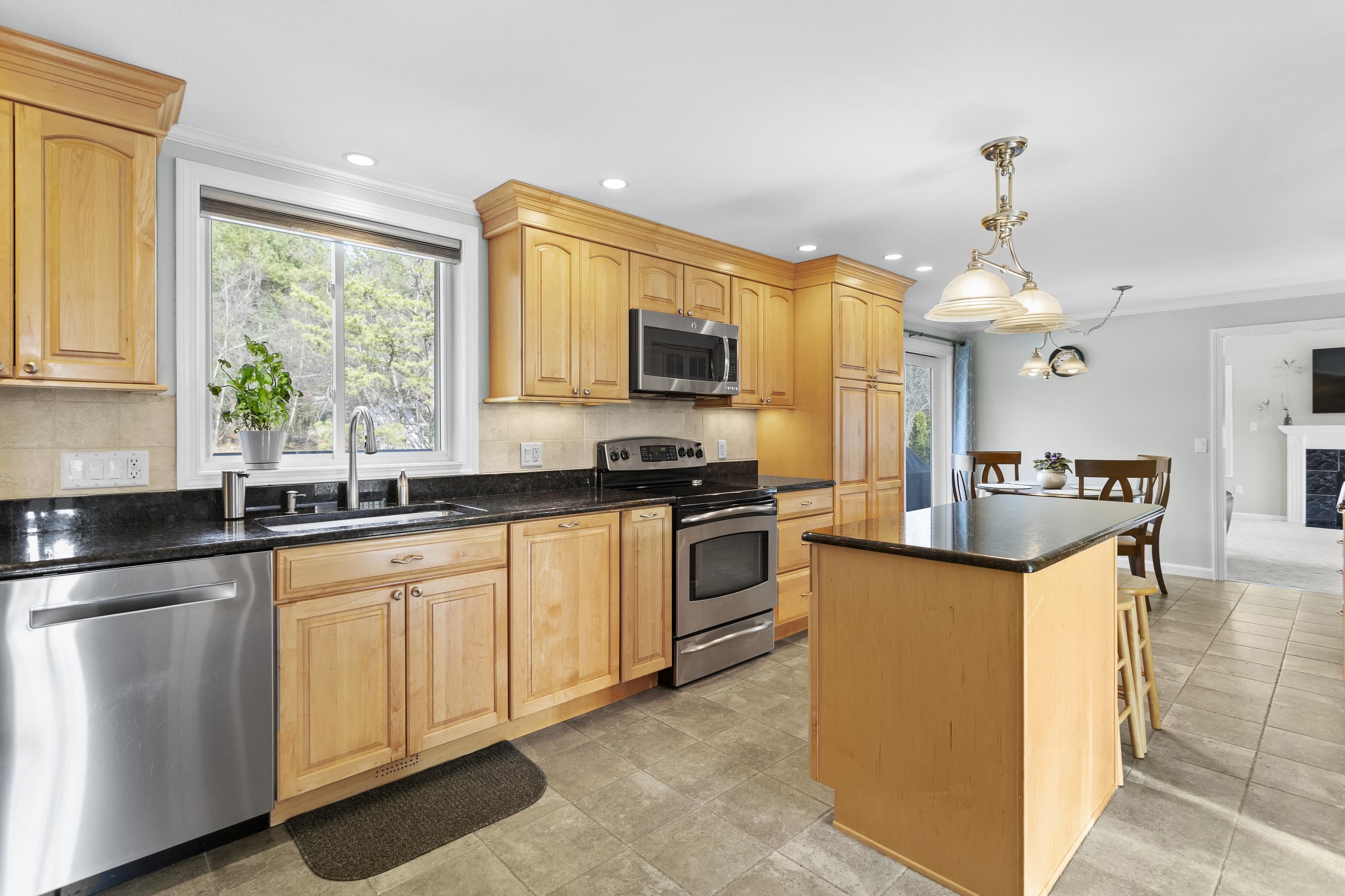 66 Clover Hill Circle