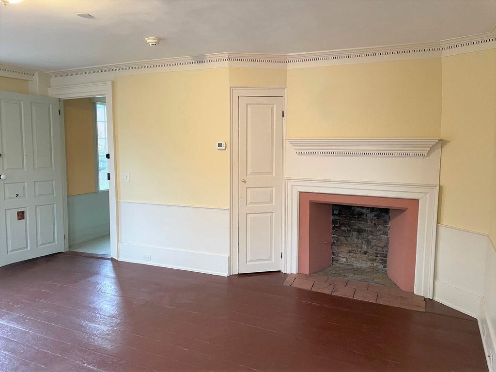 Photo of 72 Jefferson Street, Portsmouth, NH 03801 (MLS # 5073120)