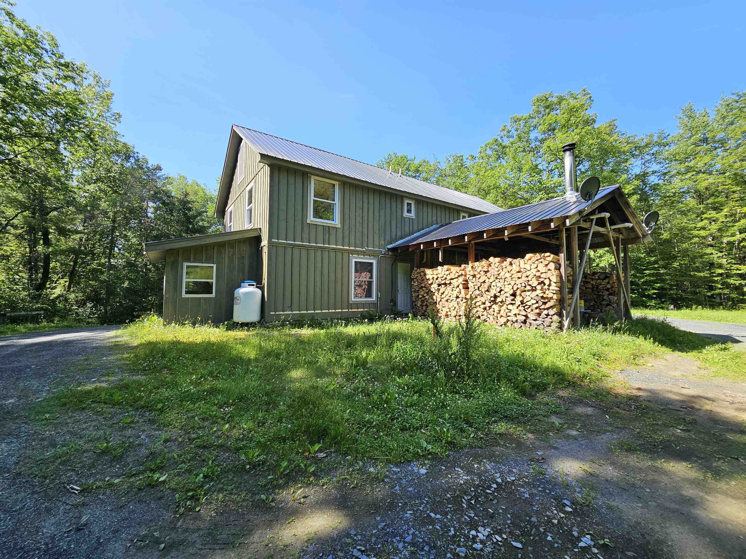 794 Missing Link Road