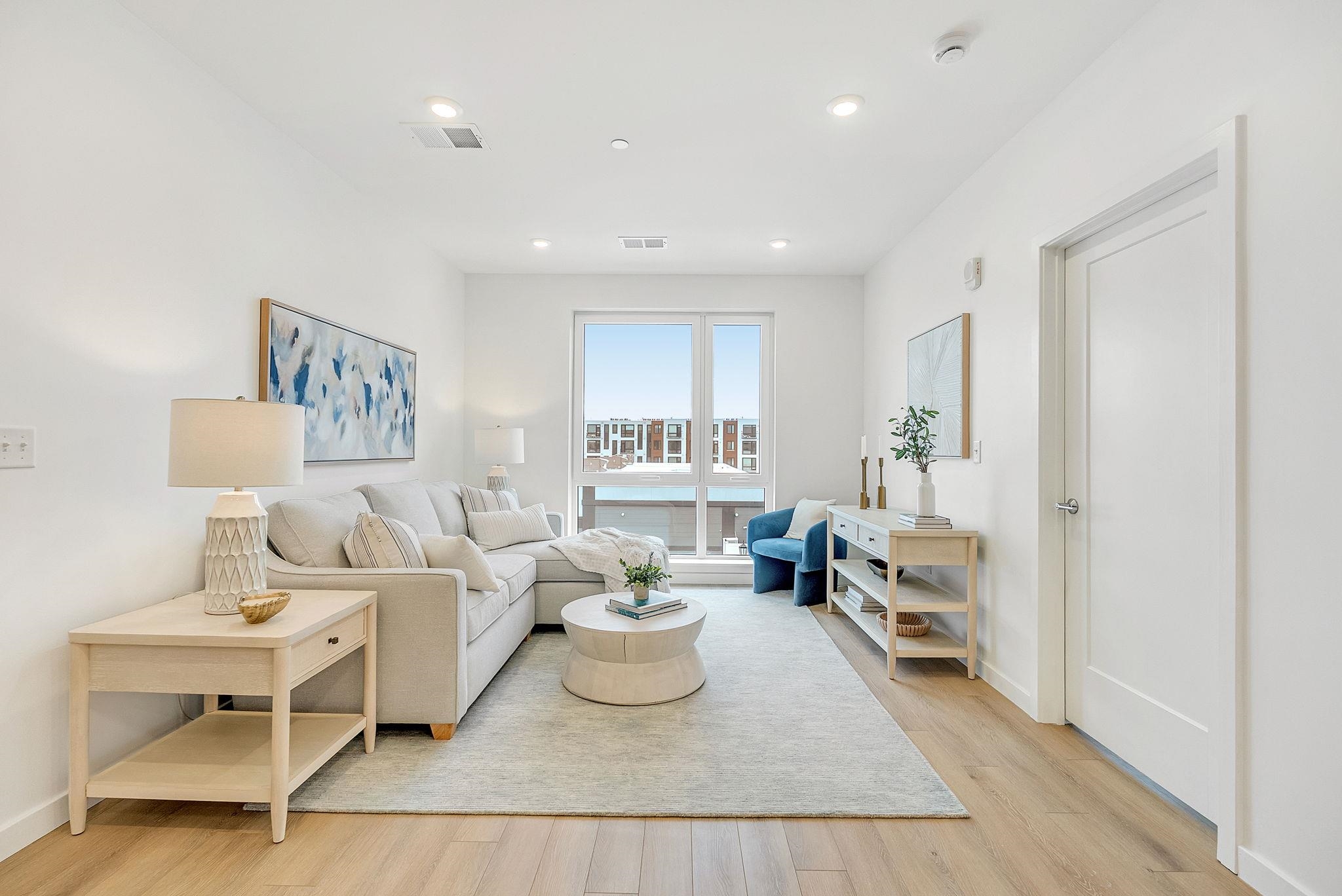 80 Constitution Avenue 317