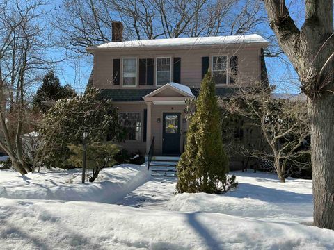 274 Ray Street Manchester NH 03104