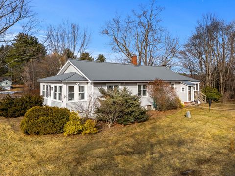 Photo of 74 College Road, Stratham, NH 03885 (MLS # 5073818)