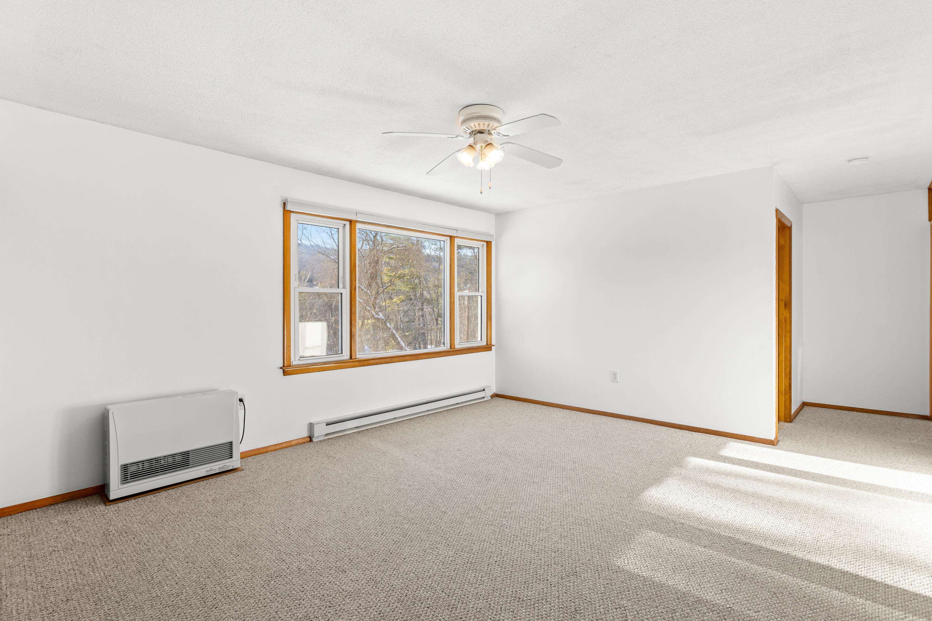 Lebanon, New Hampshire 03766, United States, 3 Bedrooms Bedrooms, ,2 BathroomsBathrooms,Residential,Active,253469