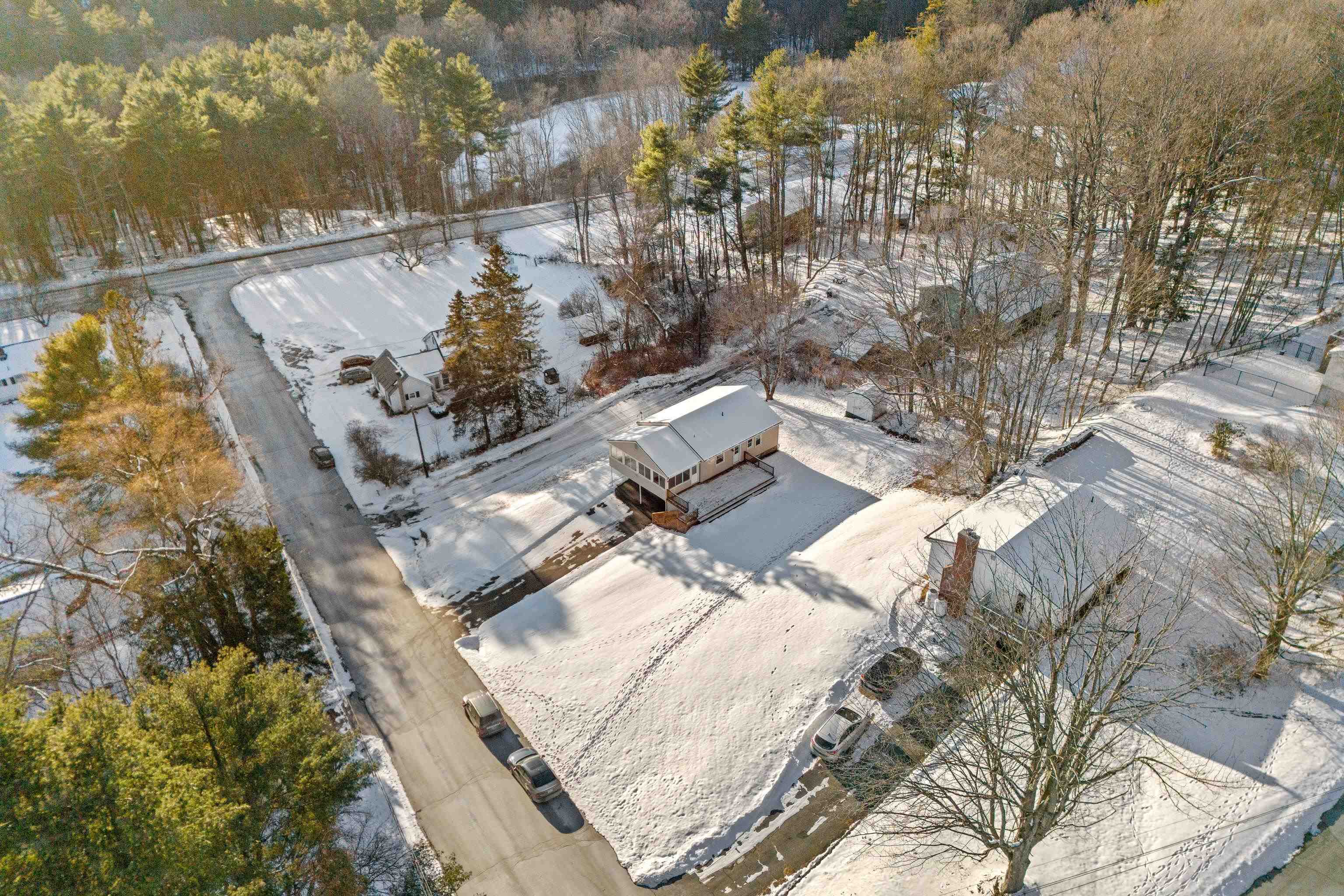 Lebanon, New Hampshire 03766, United States, 3 Bedrooms Bedrooms, ,2 BathroomsBathrooms,Residential,Active,253469