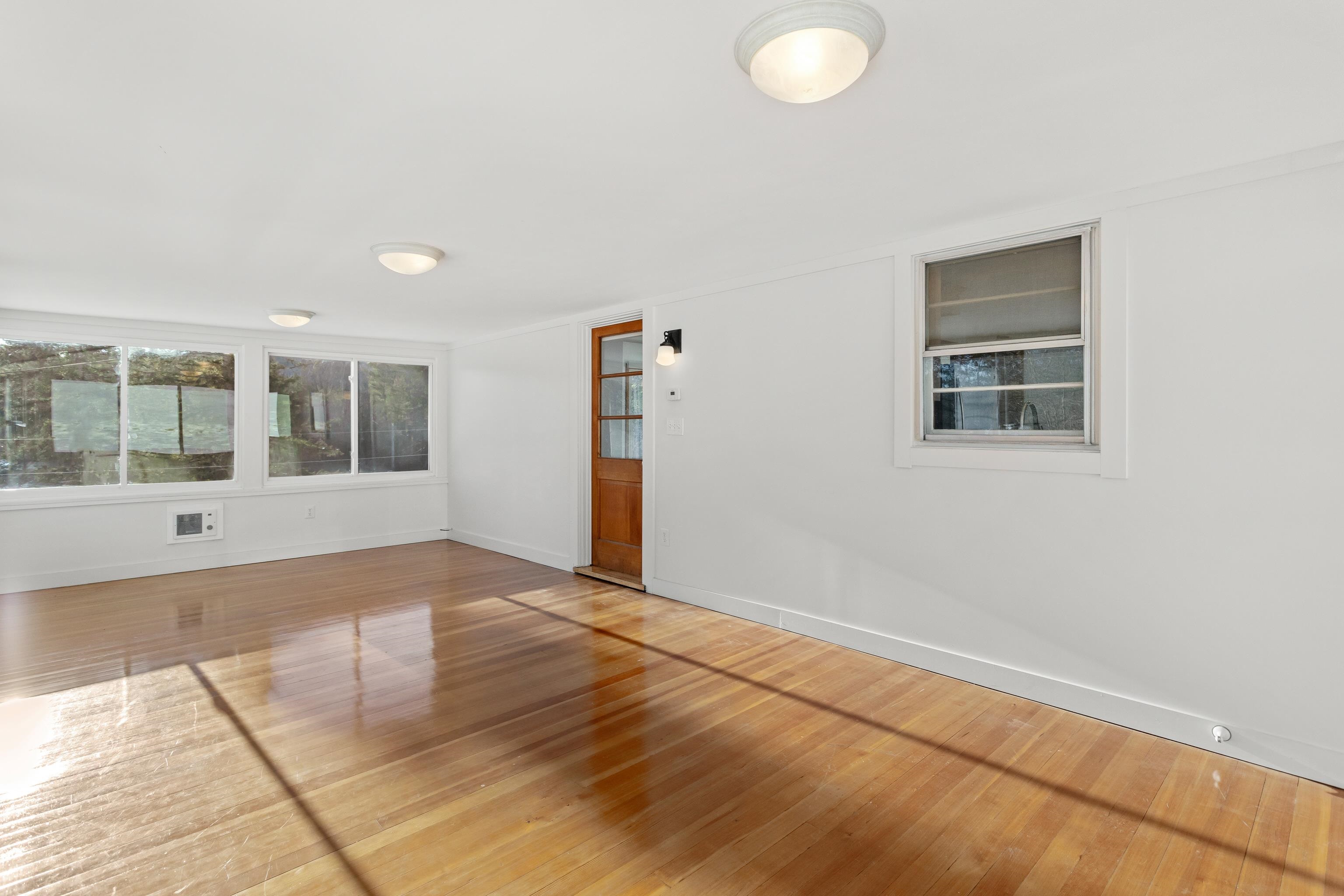 Lebanon, New Hampshire 03766, United States, 3 Bedrooms Bedrooms, ,2 BathroomsBathrooms,Residential,Active,253469