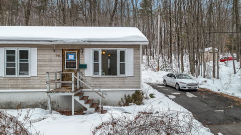 Photo of 344 Main Street #A, Plaistow, NH 03865 (MLS # 5077017)