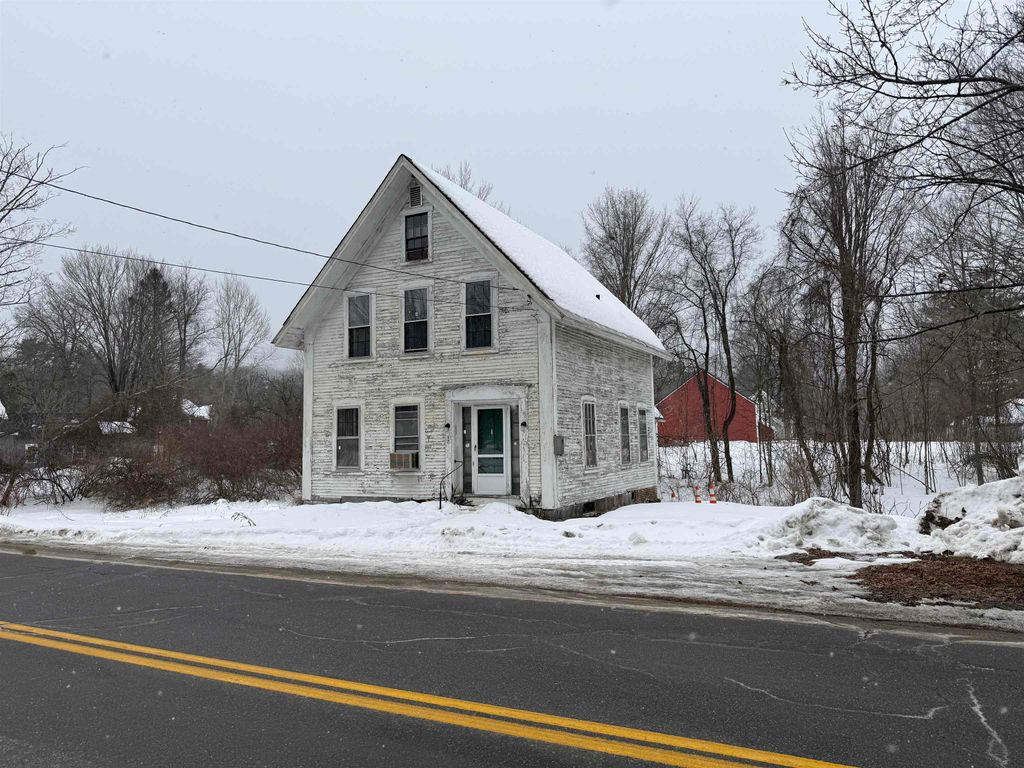 Photo of 17 Main Street, New Hampton, NH 03256 (MLS # 5080693)