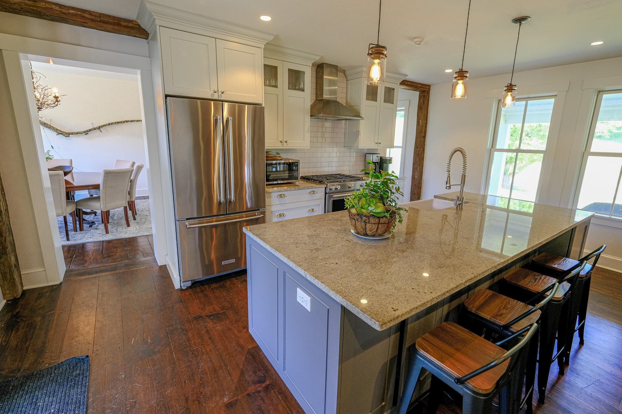 218 Gunderson Road
