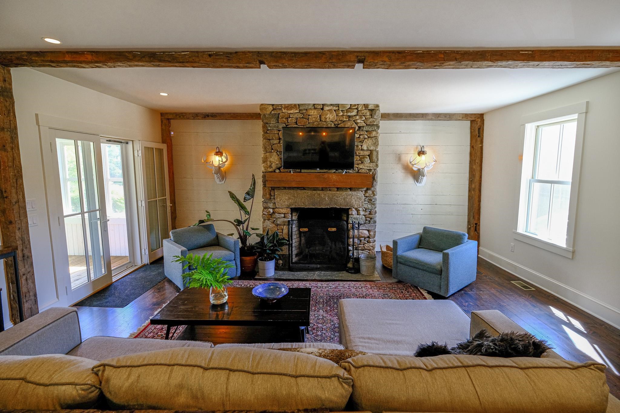 218 Gunderson Road