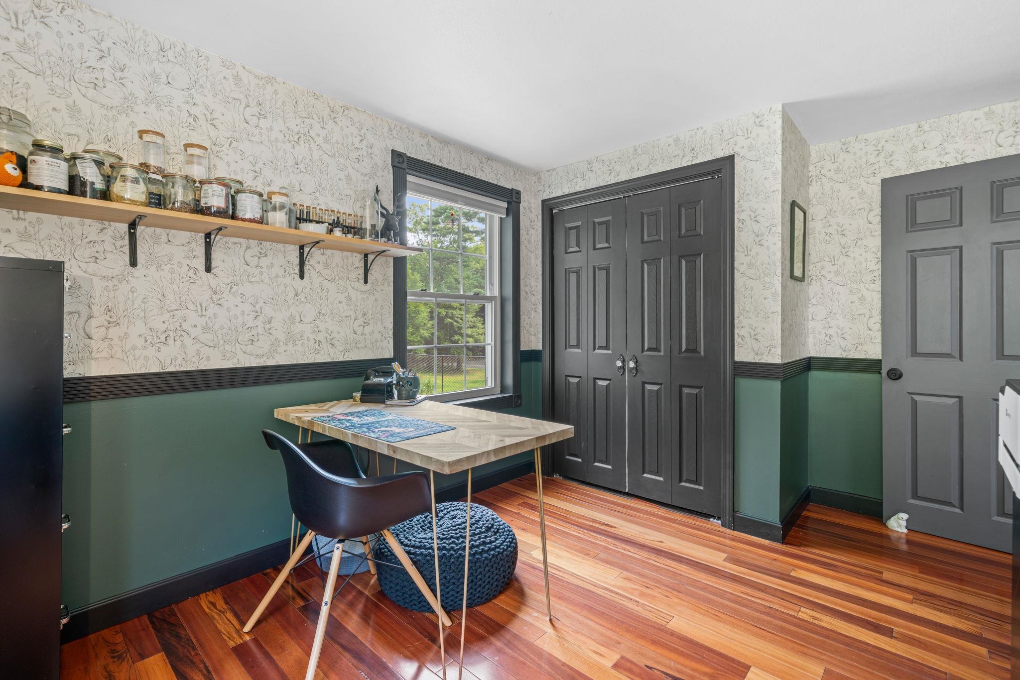 Goffstown, New Hampshire 03045, United States, 4 Bedrooms Bedrooms, ,3 BathroomsBathrooms,Residential,Active,186327