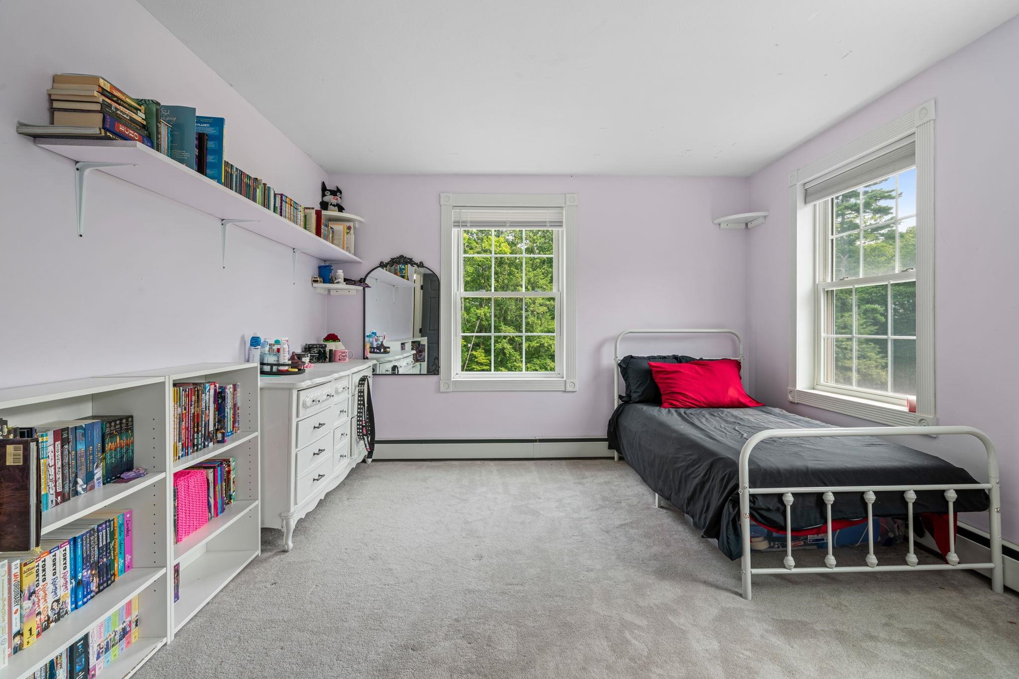 Goffstown, New Hampshire 03045, United States, 4 Bedrooms Bedrooms, ,3 BathroomsBathrooms,Residential,Active,186327