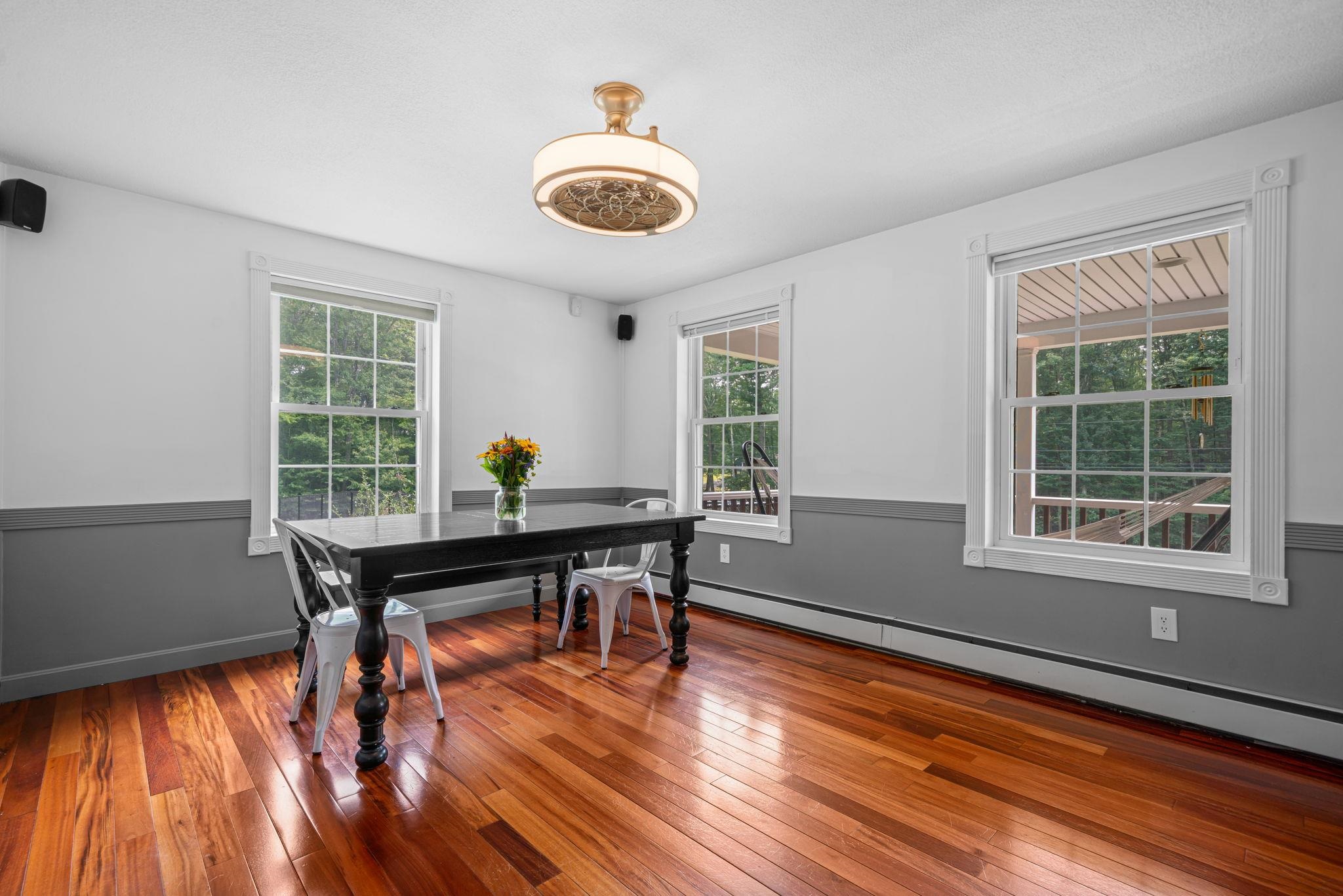 Goffstown, New Hampshire 03045, United States, 4 Bedrooms Bedrooms, ,3 BathroomsBathrooms,Residential,Active,186327