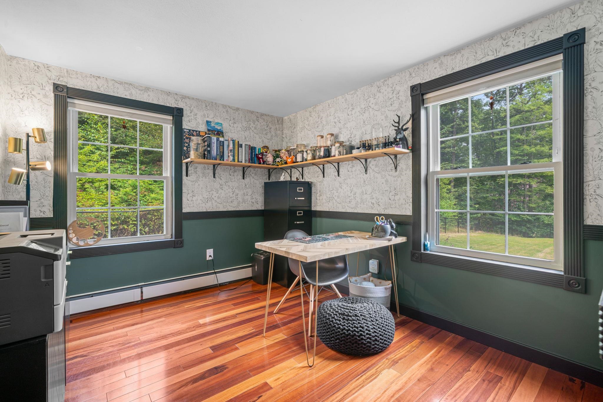 Goffstown, New Hampshire 03045, United States, 4 Bedrooms Bedrooms, ,3 BathroomsBathrooms,Residential,Active,186327