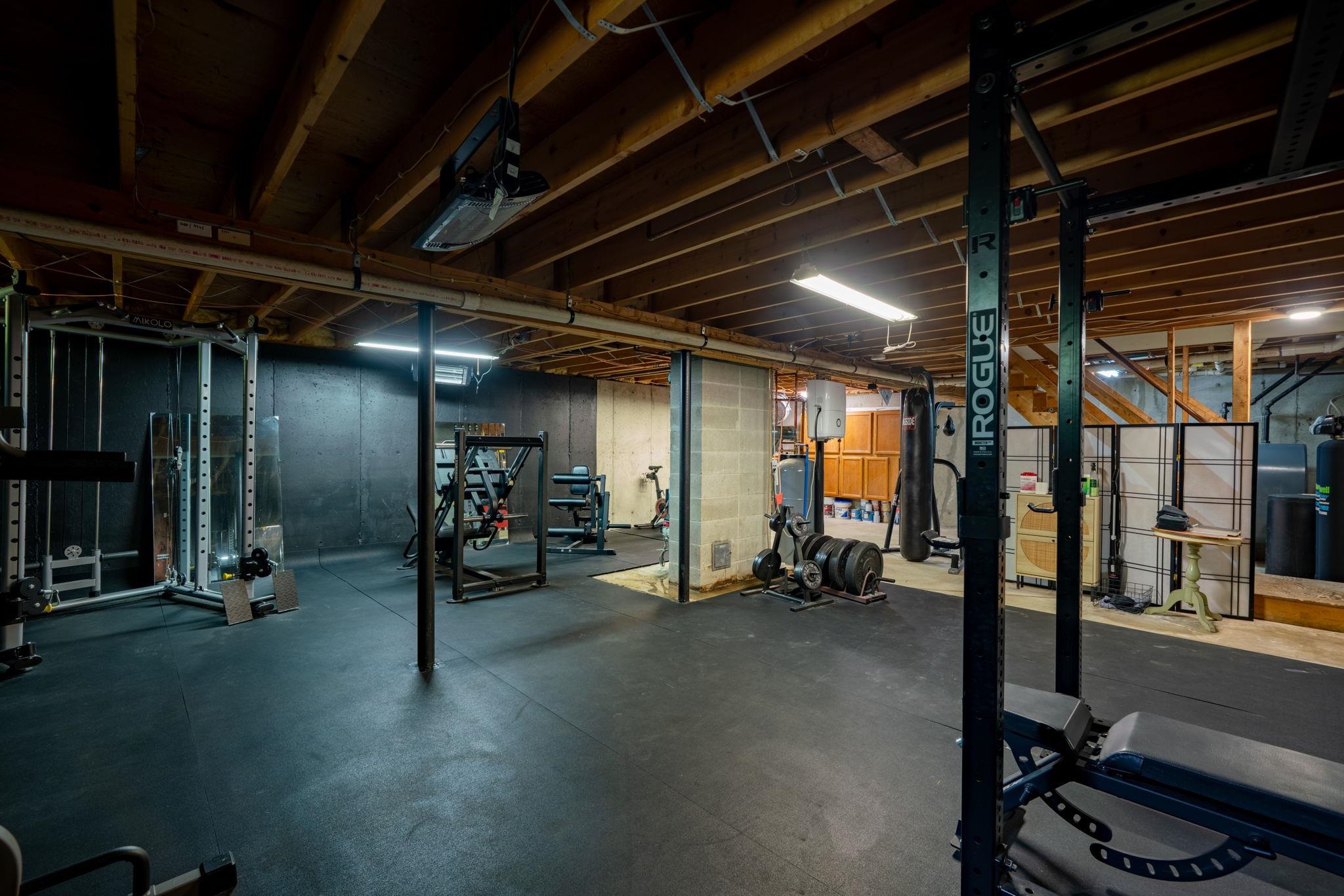 Goffstown, New Hampshire 03045, United States, 4 Bedrooms Bedrooms, ,3 BathroomsBathrooms,Residential,Active,186327