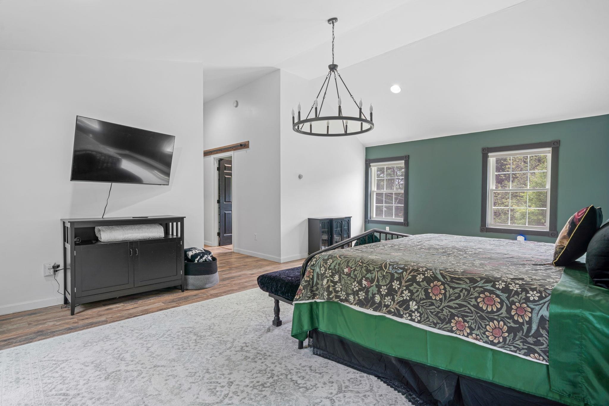 Goffstown, New Hampshire 03045, United States, 4 Bedrooms Bedrooms, ,3 BathroomsBathrooms,Residential,Active,186327