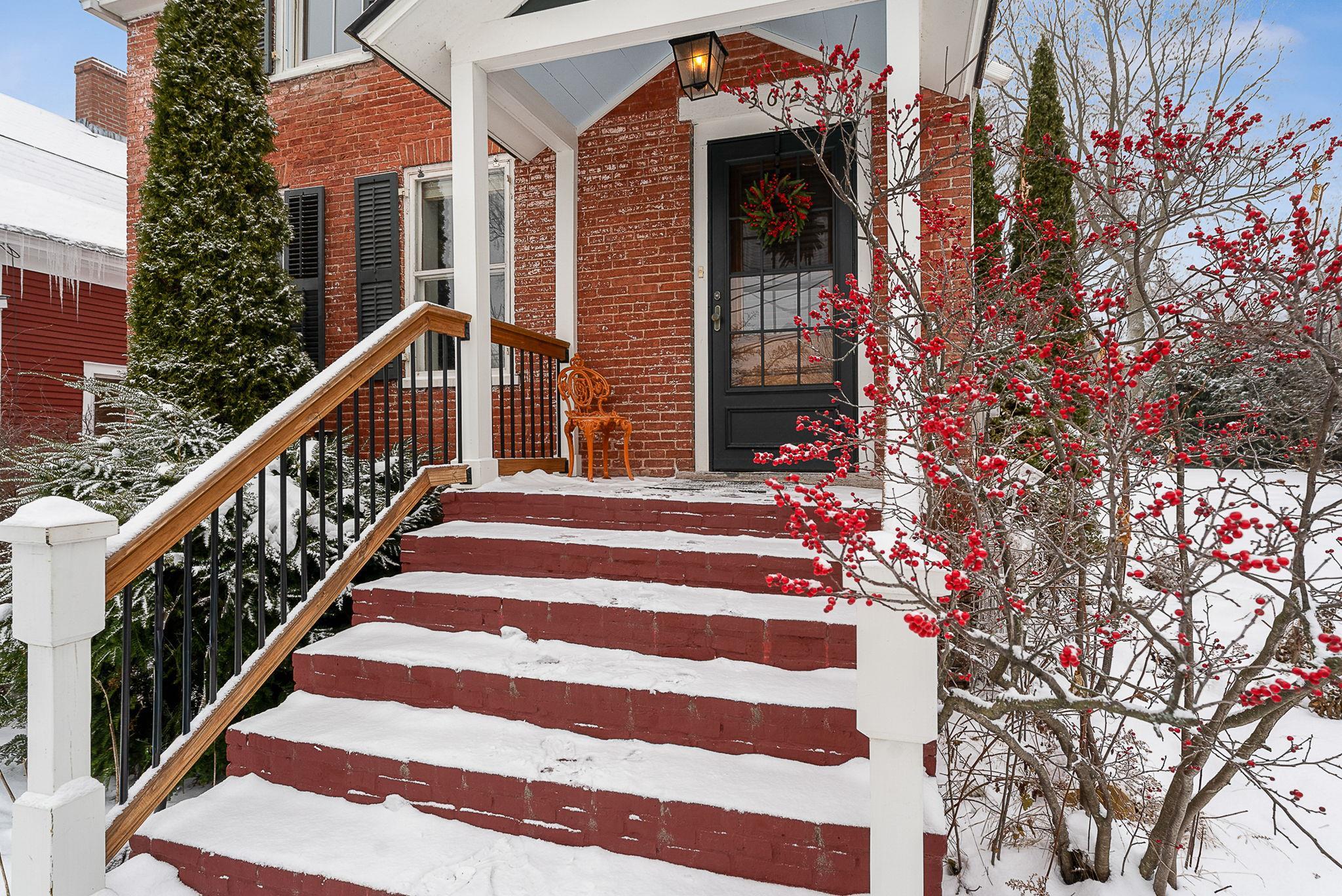 362 Saint Paul Street