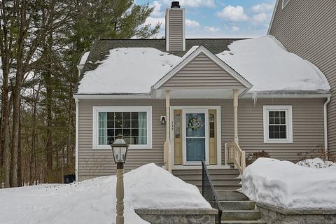 137 Winterwood Drive Londonderry NH 03053