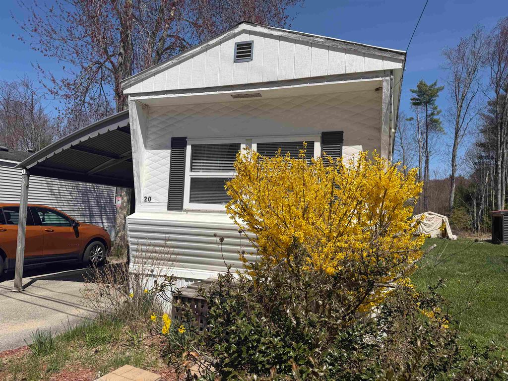 Photo of 20 Moose Lane, Rochester, NH 03867 (MLS # 5086008)