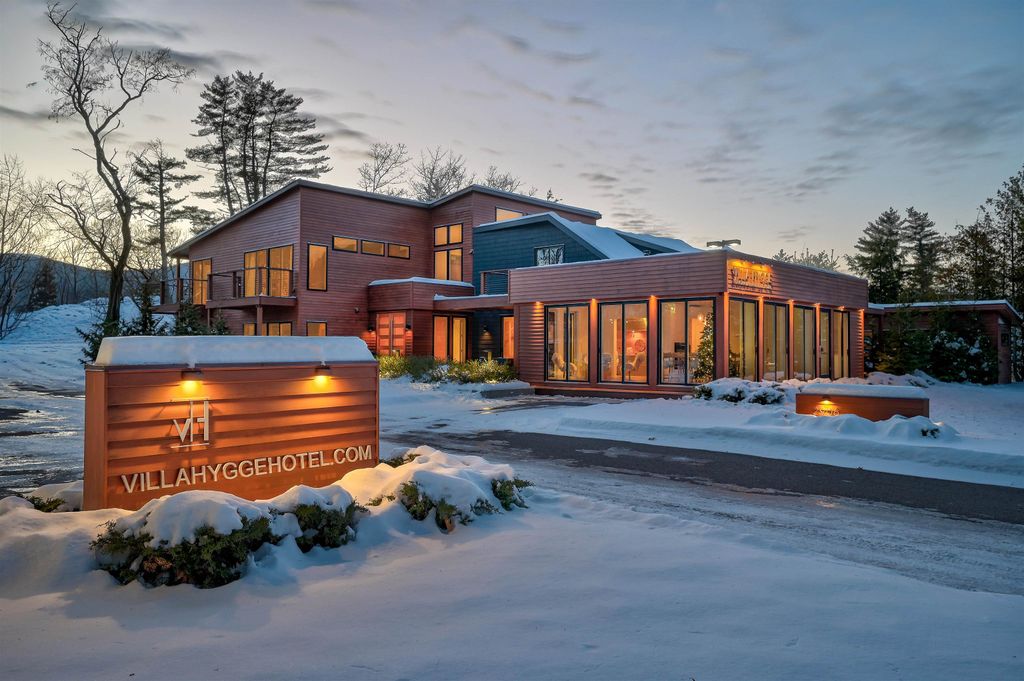 Photo of 2906 White Mountain Highway, Conway, NH 03860 (MLS # 5069080)