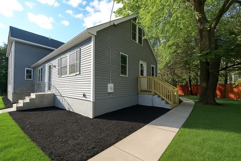 Photo of 1 Sheraton Drive #B, Hudson, NH 03051 (MLS # 5065283)