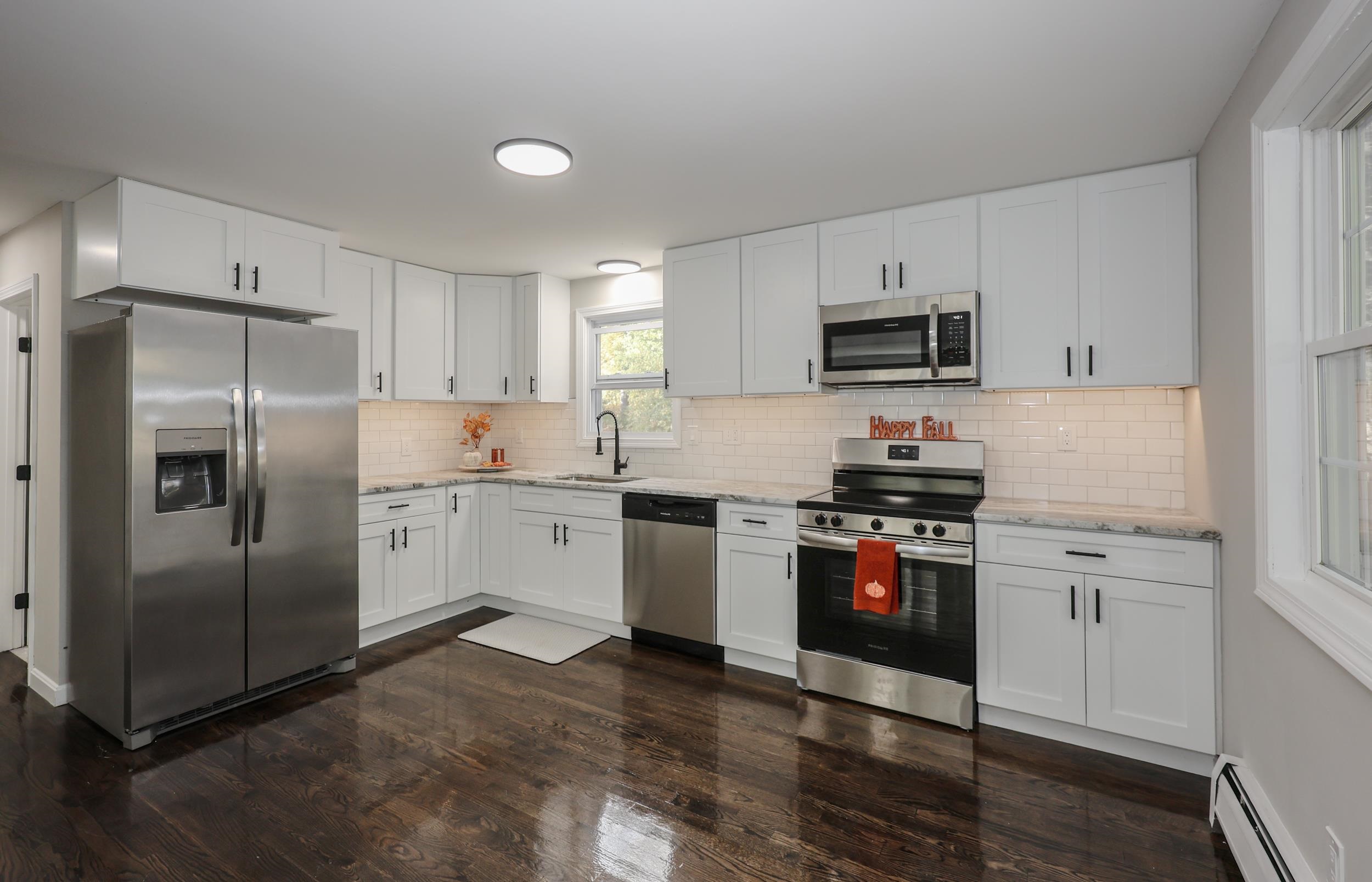 1 B Sheraton Drive B