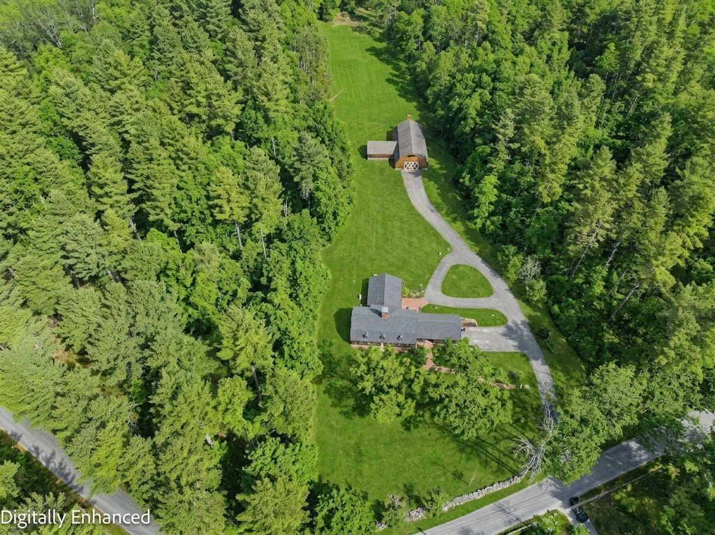 Photo of 143 Worcester Road, Hollis, NH 03049 (MLS # 5061620)