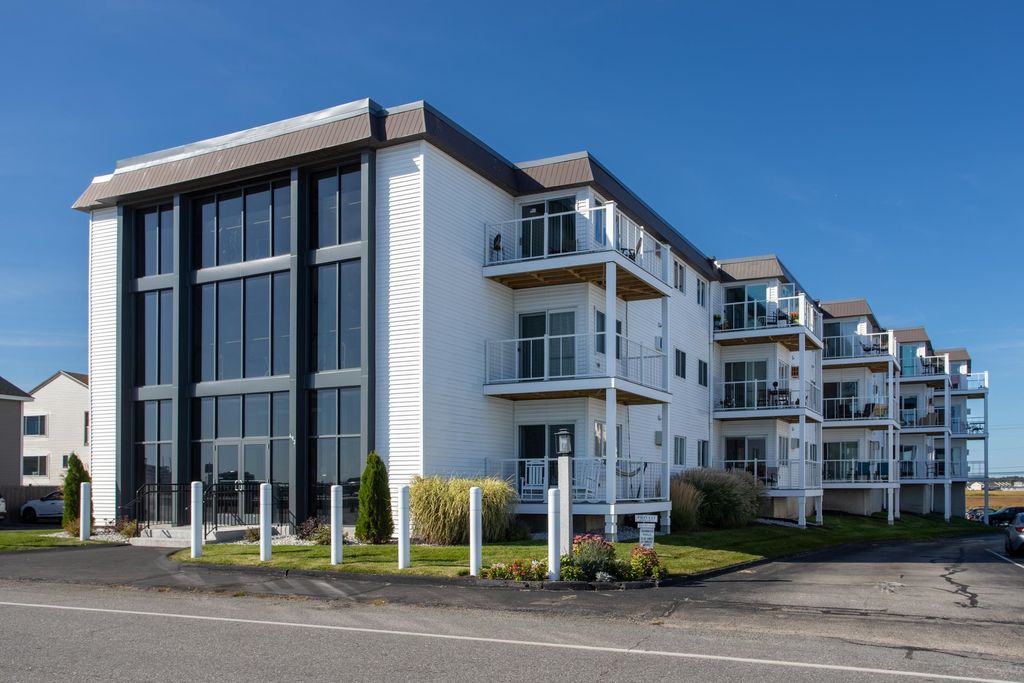 Photo of 493 Ocean Boulevard #19, Hampton, NH 03842 (MLS # 5062505)