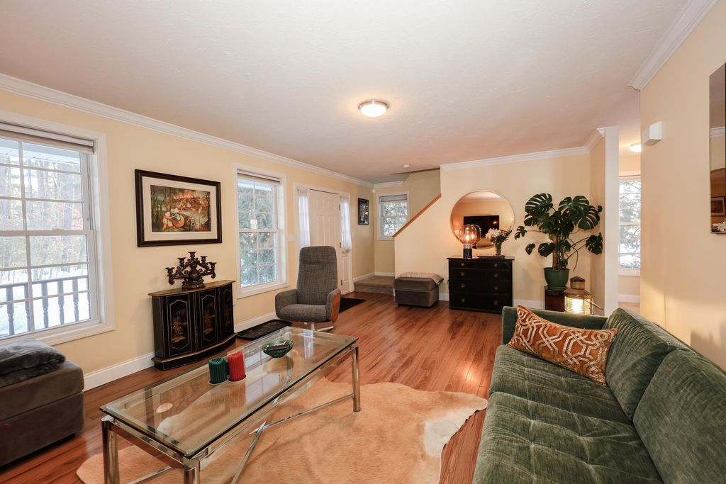 Photo of 21 W Shore Avenue, Manchester, NH 03109 (MLS # 5076240)