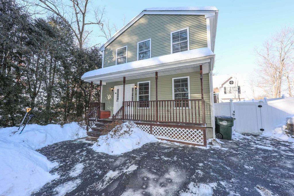Photo of 21 W Shore Avenue, Manchester, NH 03109 (MLS # 5076240)