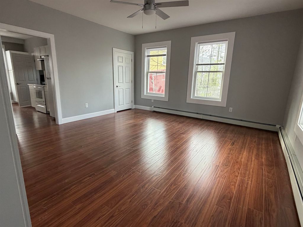 Photo of 4 Elm Street #B, Newmarket, NH 03857 (MLS # 5085676)