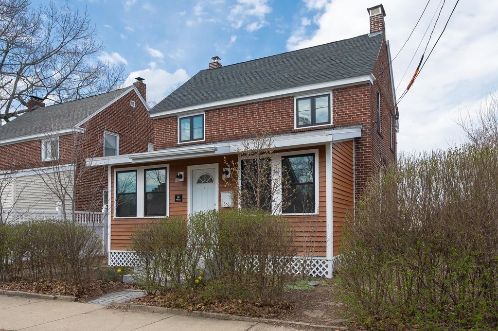 Photo of 19 Grand Avenue, Nashua, NH 03060 (MLS # 5083899)