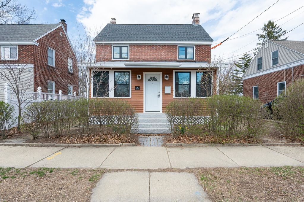 Photo of 19 Grand Avenue, Nashua, NH 03060 (MLS # 5083899)