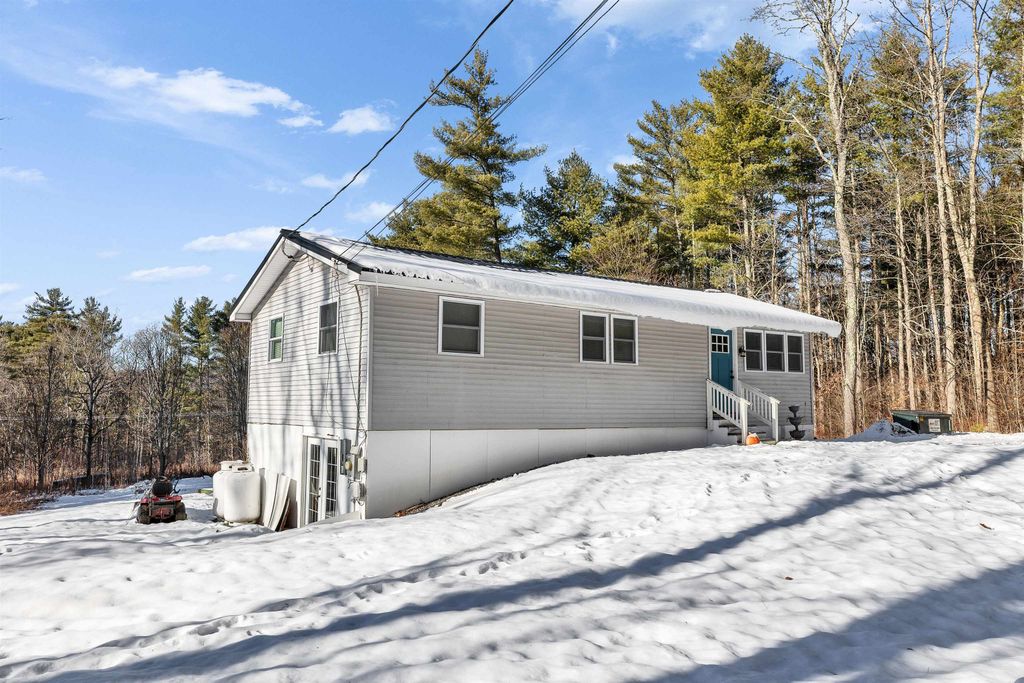 Photo of 127 Holbrook Avenue, Swanzey, NH 03446 (MLS # 5072231)
