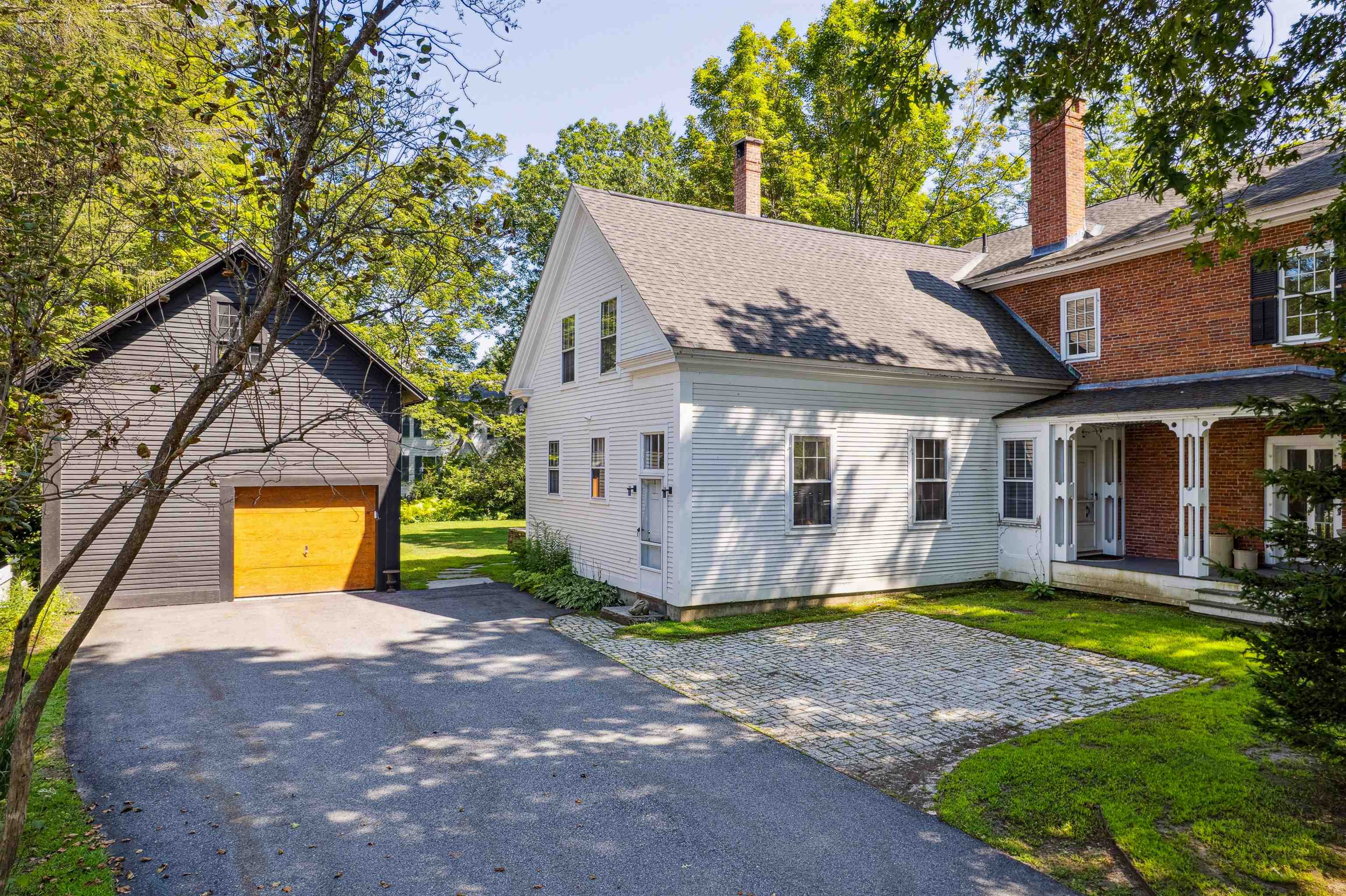 2 Pleasant Street