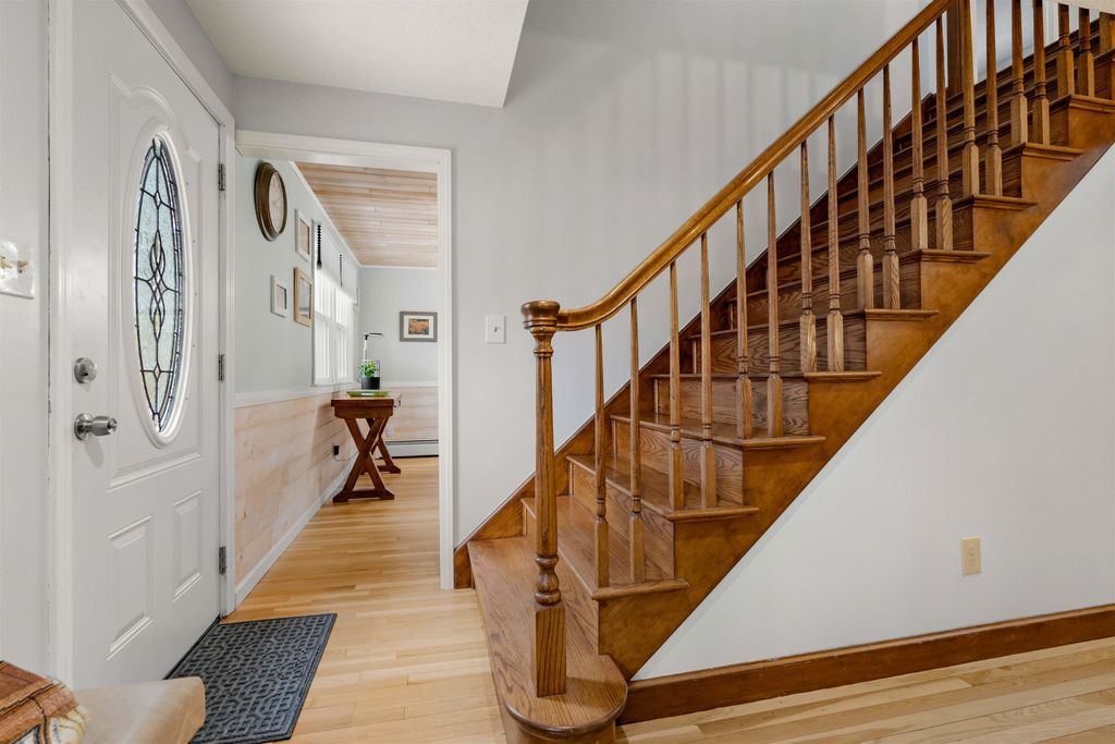 Photo of 1 Lisa Street, Windham, NH 03087 (MLS # 5083487)