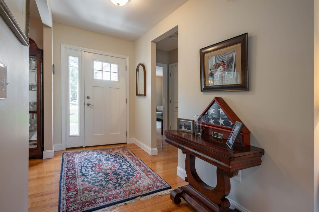 Photo of 8 Pilgrim Circle, Nashua, NH 03063 (MLS # 5064202)