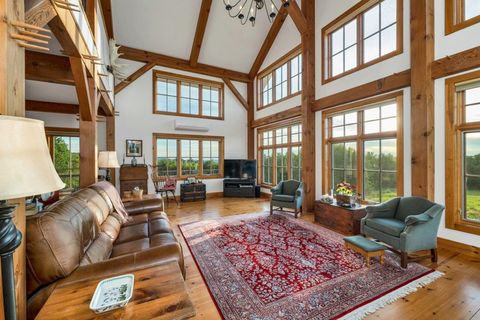 11 Winners Circle Farm Road Tuftonboro NH 03816