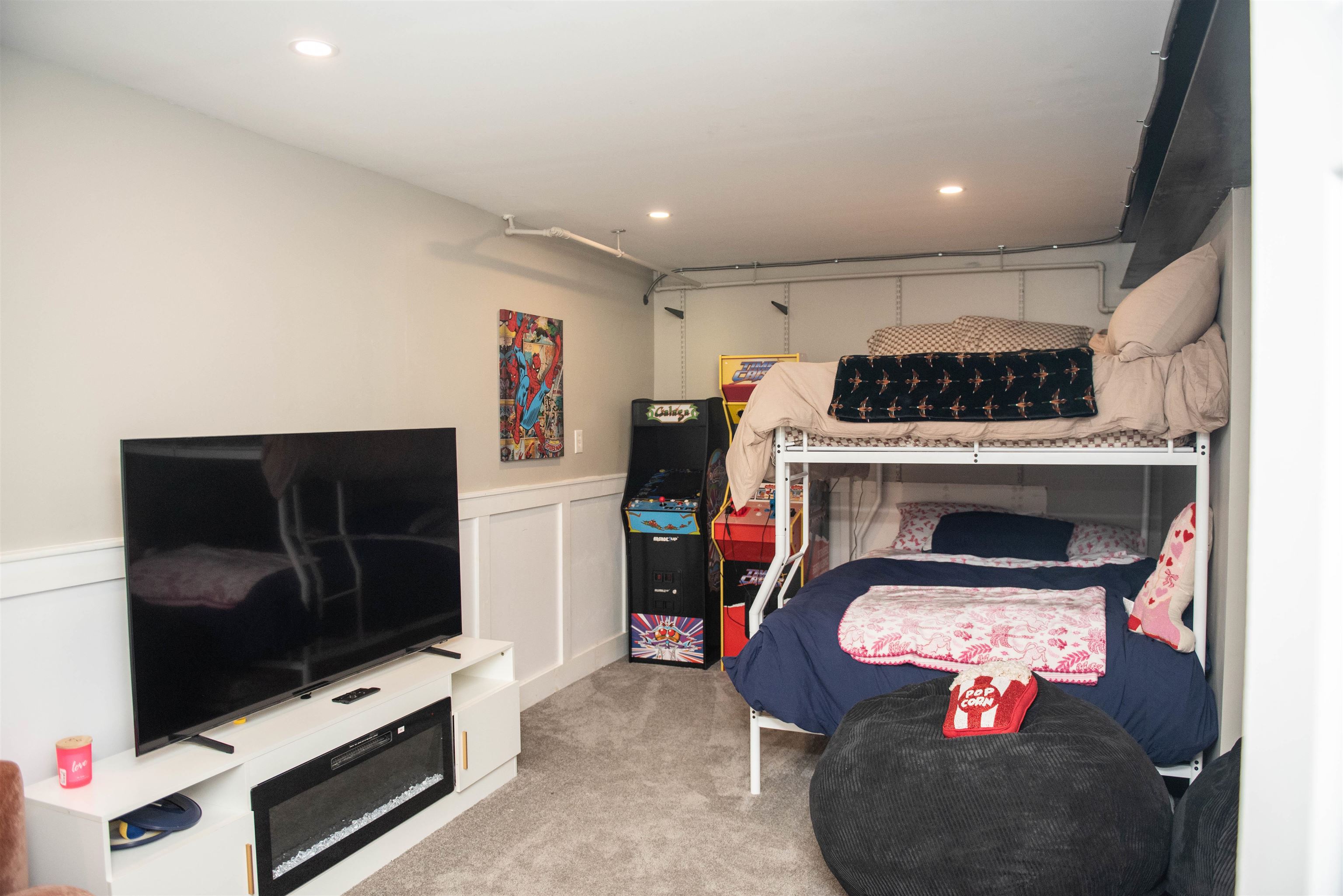 7 Maple Avenue