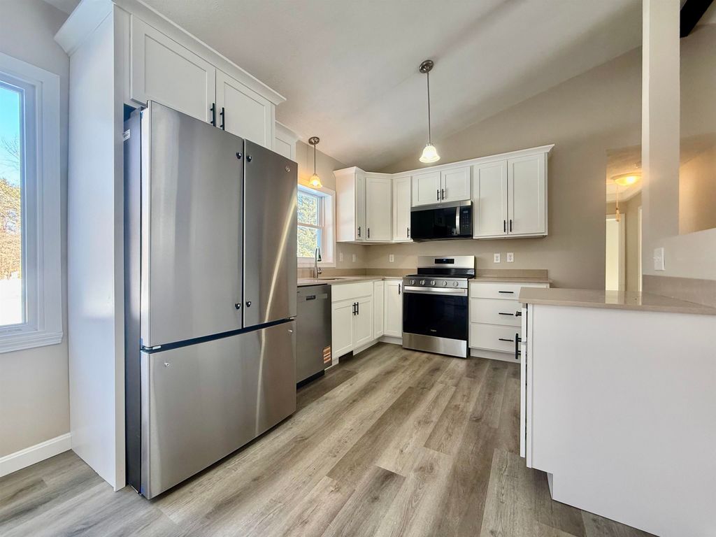 Photo of 5 Dwyer Street, Merrimack, NH 03054 (MLS # 5074057)