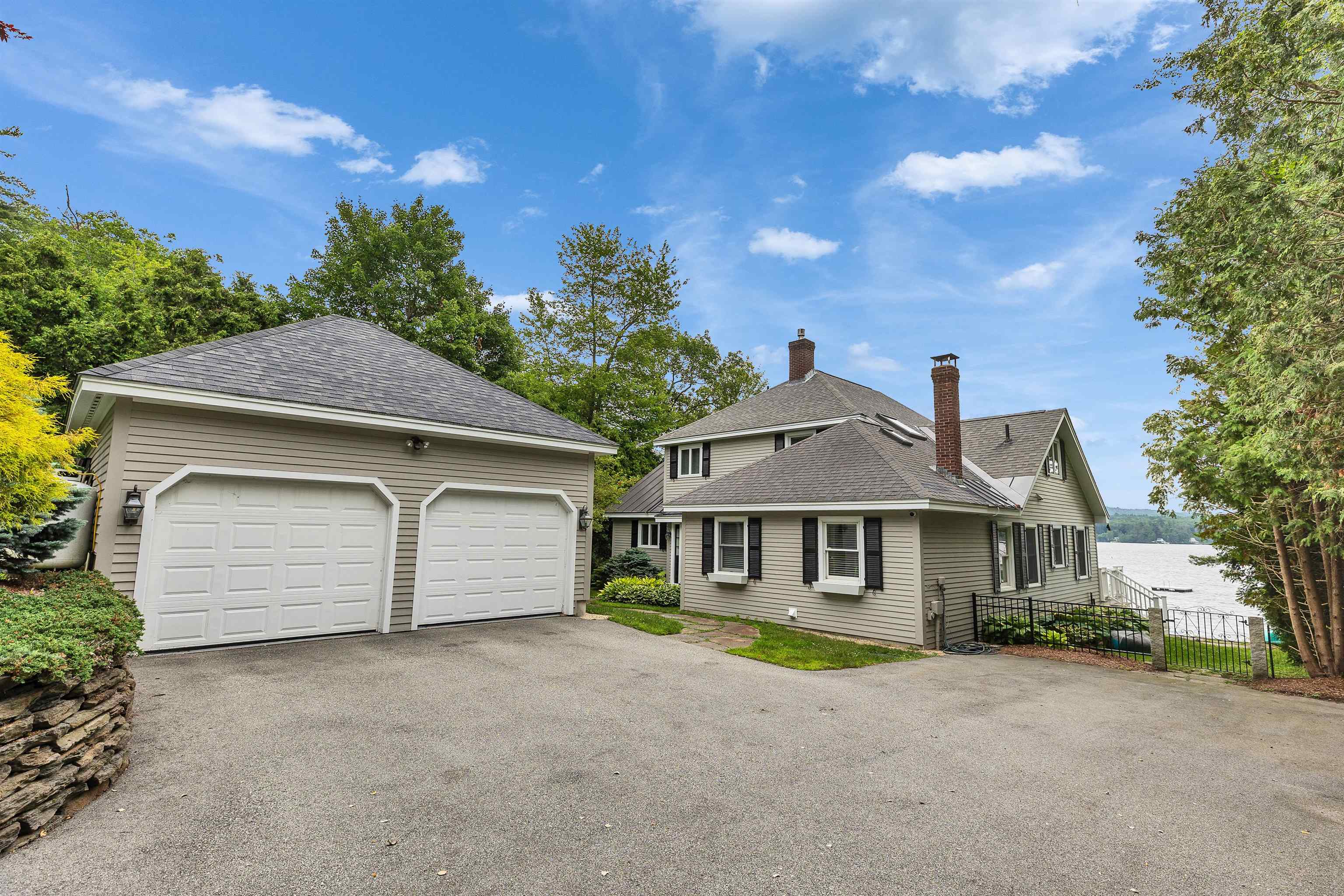 46 North Shore Road