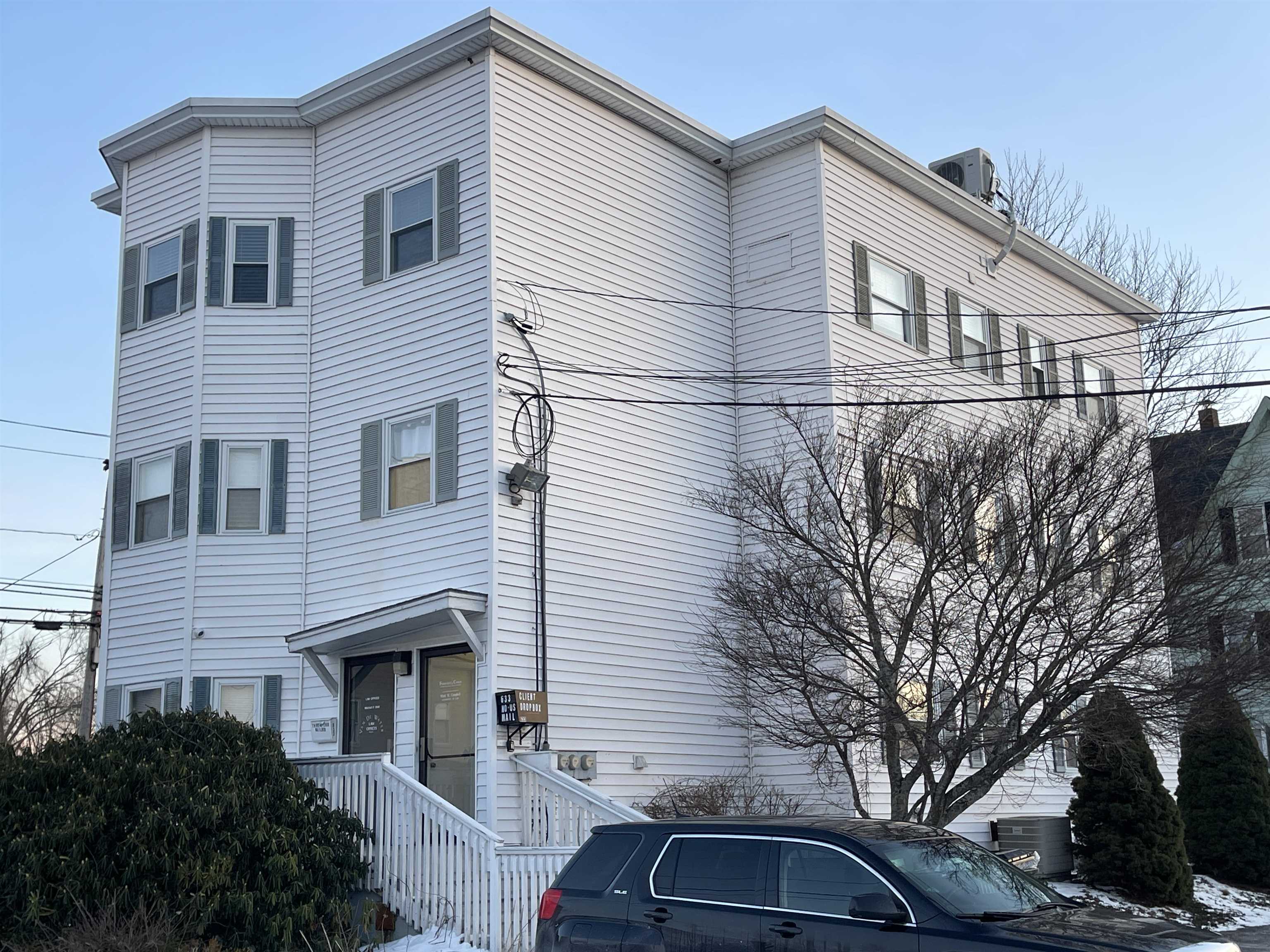 106 Schiller Street