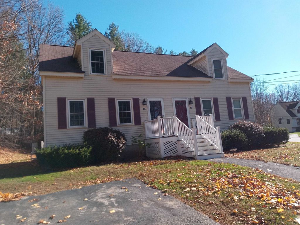 Photo of 16 River Road, Hudson, NH 03051 (MLS # 5084603)