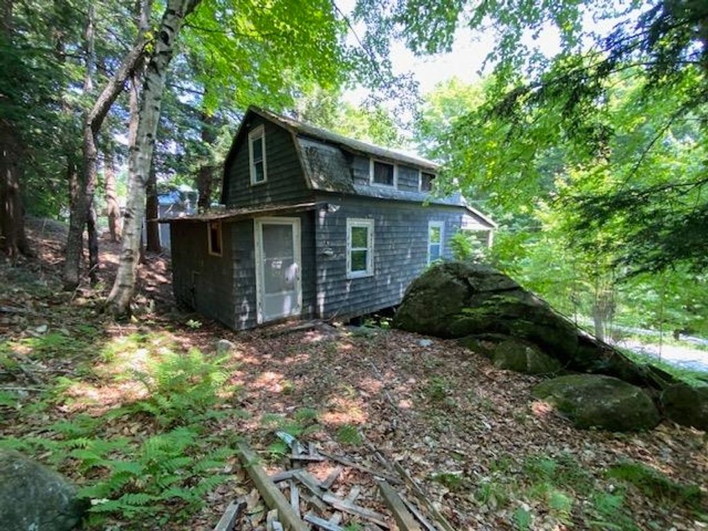 Photo of 43 Newbury Heights Road, Newbury, NH 03255 (MLS # 5075968)