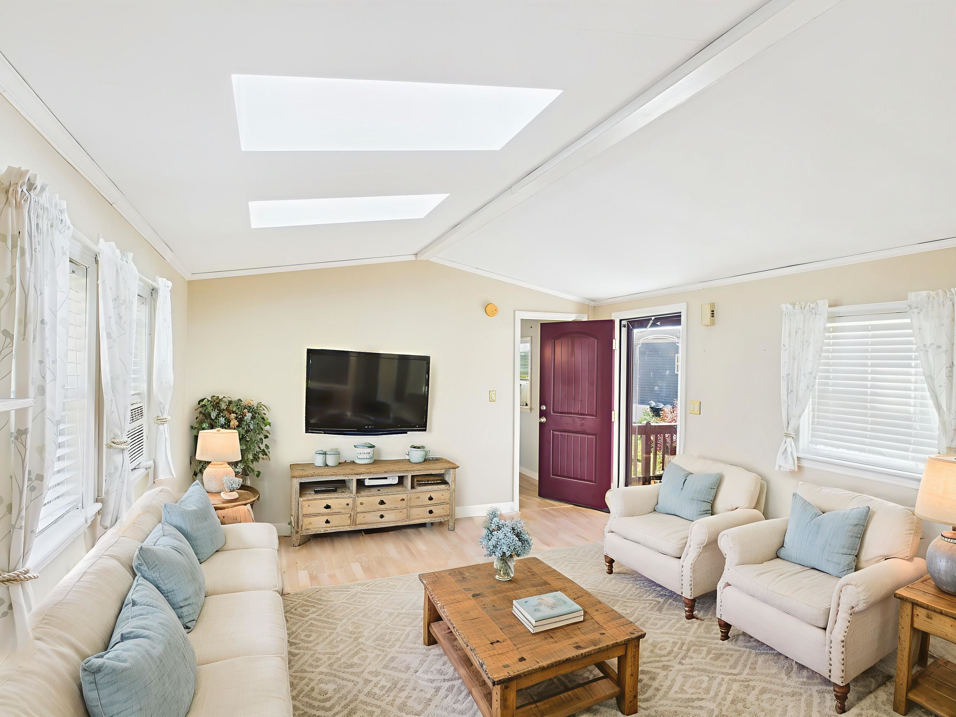 183 New Hillcrest Drive