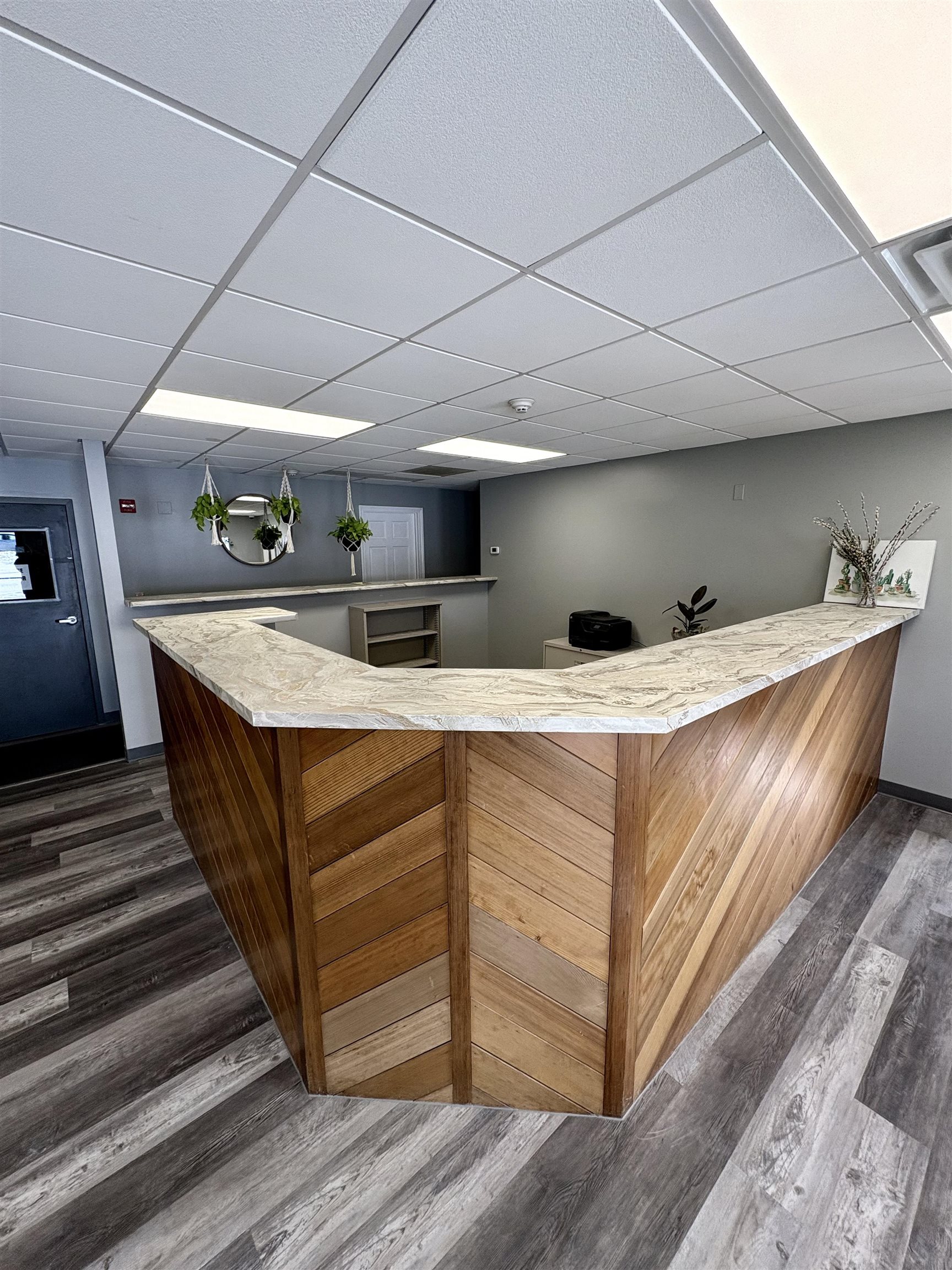 187 Londonderry Turnpike 1