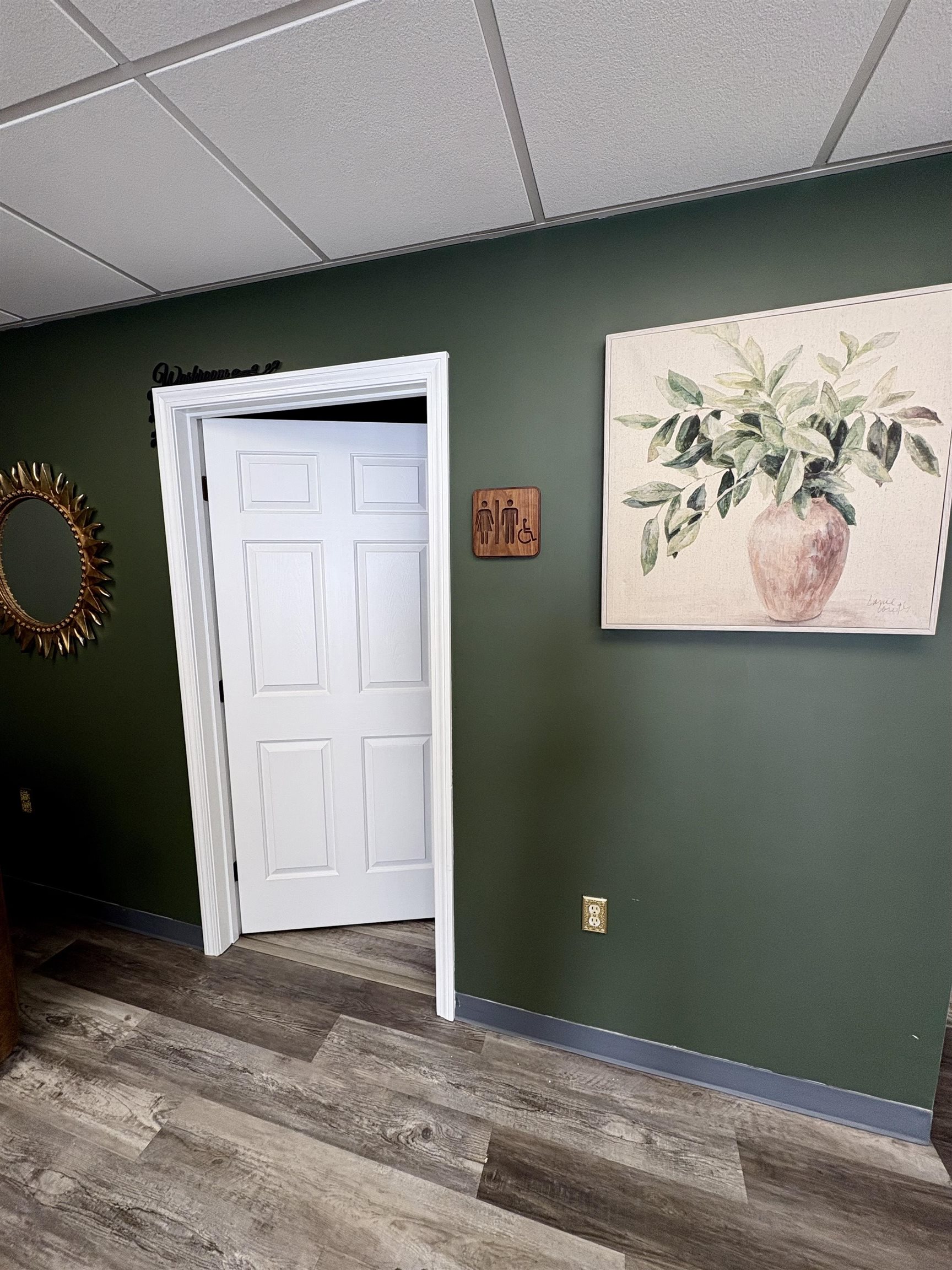 187 Londonderry Turnpike 1