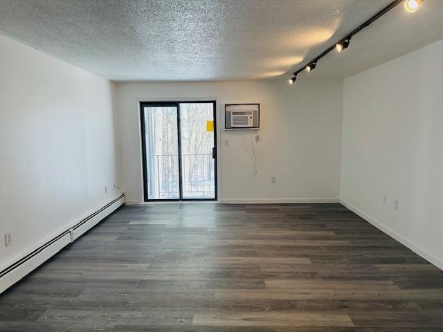 3 Knights Bridge Drive 302