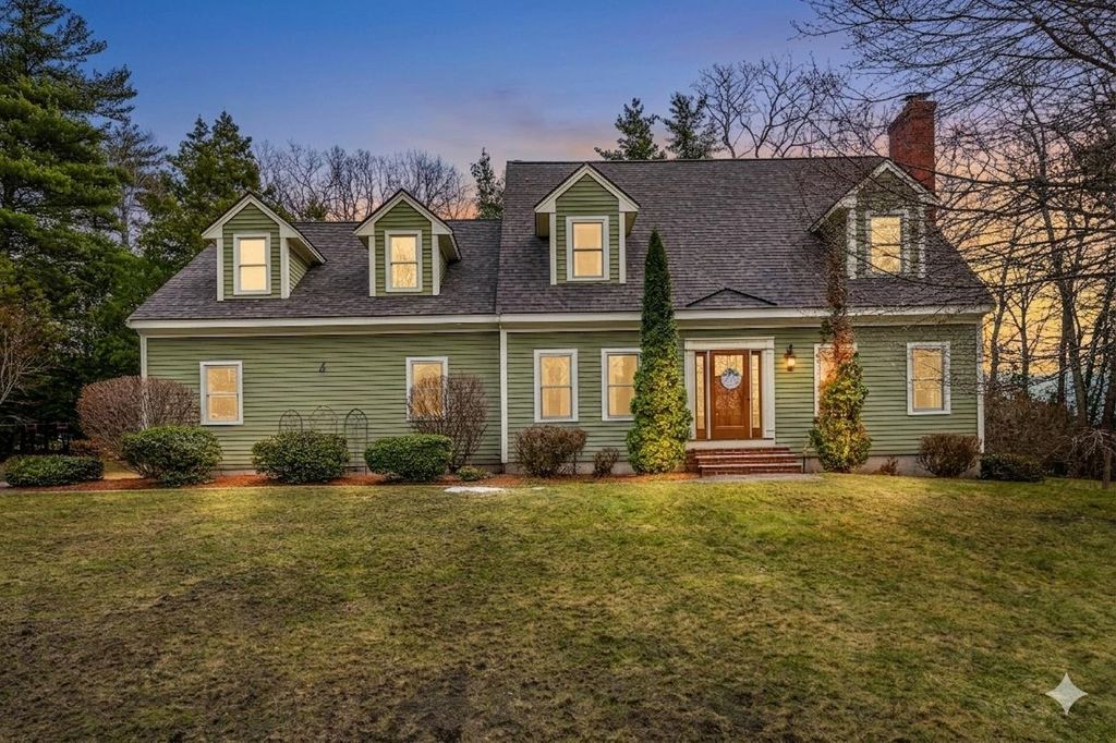 Photo of 71 Deerwood Hollow, Chester, NH 03036 (MLS # 5079925)