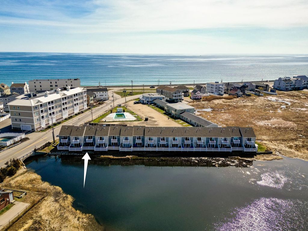 Photo of 571 Winnacunnet Road #3, Hampton, NH 03842 (MLS # 5083664)