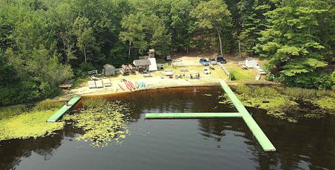 12 W Shore Park Road Kingston NH 03848